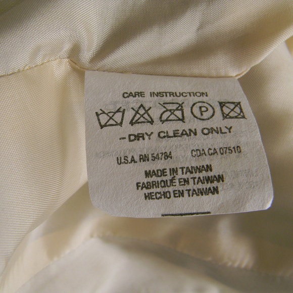 Emanuel Ungaro asymetrical collar hourglass jacket - Picture 8 of 8